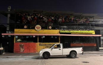 El control del cumplimiento del toque de queda y de sus excepciones está a cargo de patrullas mixtas