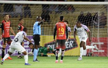 Juan Luis Anangonó - Leones