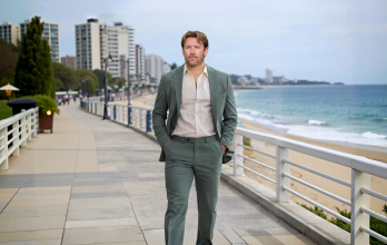 IA el look del alcalde Dennis Córdova