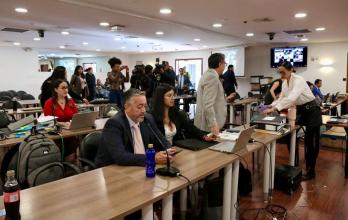 El abogado del alcalde de Guayaquil, Ramiro García, solicitó nuevamente que el Tribunal permita que Aquiles Álvarez asista presencialmente a la audiencia de juicio del caso Triple A.