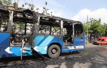 daños en bus de Metrovía por incendio