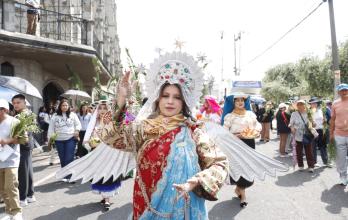 Procesion Domingo de Ramos - Quito