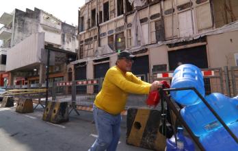 movimiento junto a la Casa Tola