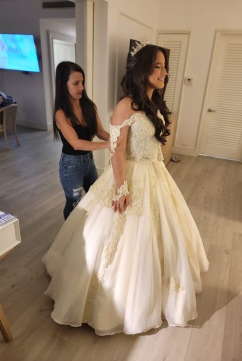Mariana Burgos.