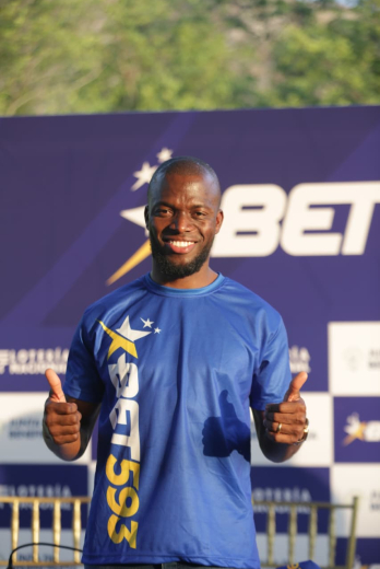 Enner Valencia se puso la camiseta de Bet593 como embajador de la marca.