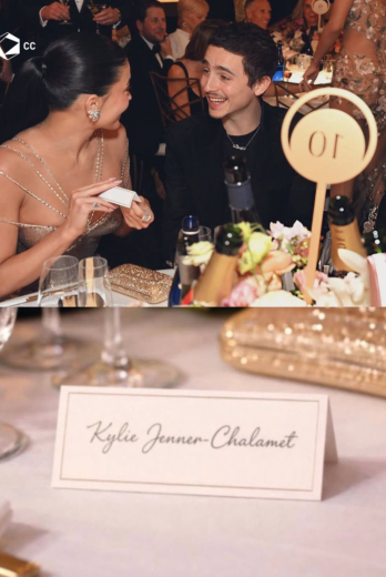 La tarjeta que encendió la polémica