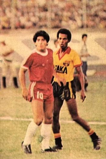 Flavio Perlaza, Maradona, Barcelona sc, Argentinos Juniors.