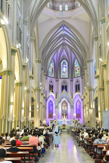 velorio de Antonio Arregui en Catedral de Guayaquil