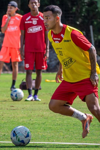 Matías Lugo volante de Barcelona SC.