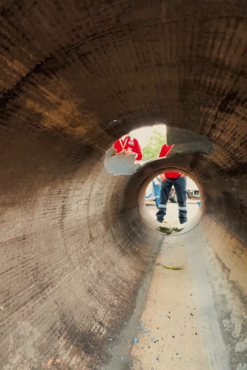 tubería dañada en Durán