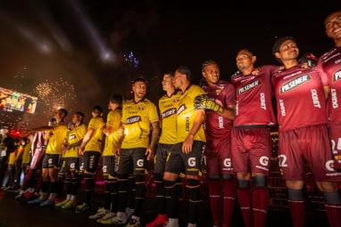 La plantilla de Barcelona SC 2026 fue presentada en la Noche Amarilla.