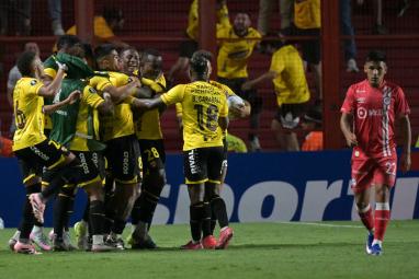 Barcelona ganó 5-4 en penales a Argentinos y sigue vivo en Libertadores