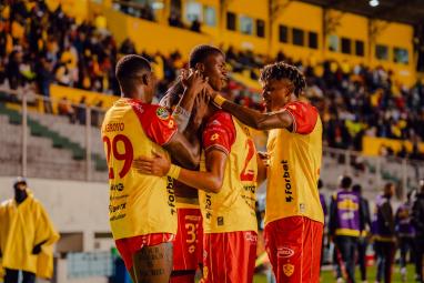 aucas ligapro tabla de posiciones