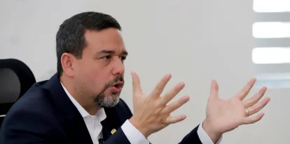 El prefecto Carlos Encalada aseguró que su plan político se limita hasta el 2027.
