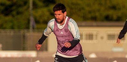 Lionel Messi en el último entrenamiento con la selección de Argentina, previo a su retiro el martes 6 de octubre.