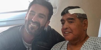 Leopoldo Luque (i) era el médico de Diego Armando Maradona (d).