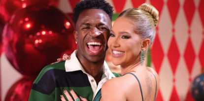 Vinicius junto a su ex pareja, Virginia Fonseca.