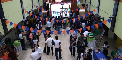 Feria de proyectos de COPOL