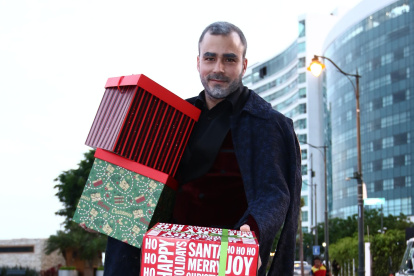 El Santa Claus guayaco se paseó por el Puerto Santa Ana