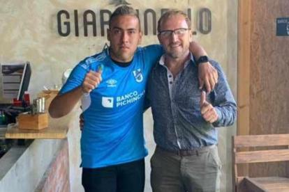 El volante Andrés Chicaiza con la camiseta de la Universidad Católica, club en el que militará durante el 2020.