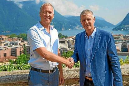 El nuevo director deportivo de la Tricolor, Antonio Cordón (d), ha trabajado en clubes como Sevilla y Arsenal.