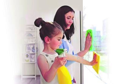 Según la edad serán las tareas y actividades que el menor puede realizar.