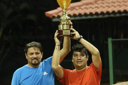 Christhian Saenz y Jorge Weisson se coronaron campeones de la Copa Presidente, el torneo más importante del Guayaquil Tenis Club.