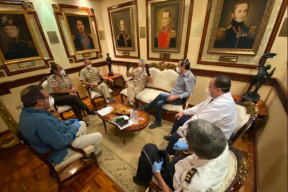 Durante la mañana de ayer, el gobernador del Guayas, Pedro Pablo Duart, se reunió con las Fuerzas Armadas, la Policía y la Comisión de Tránsito para definir las reglas que regirán en esta nueva zona de seguridad.