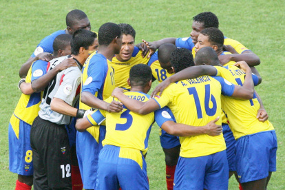 Los jugadores de la selección de Ecuador, antes del inicio de su partido frente a Inglaterra, por los octavos de final del mundial Alemania 2006.









  ALEMANIA 2006 - INGLATERRA VS ECUADOR