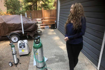 Los tanques duran entre tres y cinco horas. Deben recargarse.