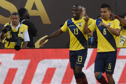 Enner Valencia y Cristhian Noboa se han unido a la campaña que fomenta la fundación María Gracia.