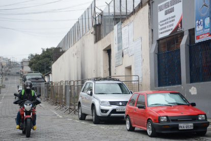 En la cárcel de El Inca, en el norte de Quito, un privado de la libertad dio positivo a COVID-19.