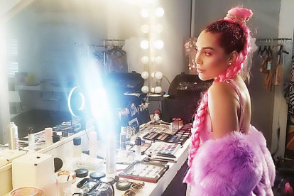 "No nos queda más que pintar de colores toda esta oscuridad", dice Frida Sofía.