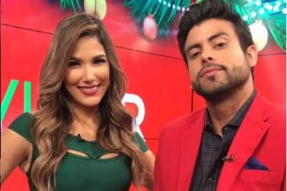 La pareja de presentadores confirmaron su relación.