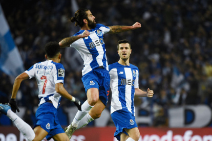 El Oporto marchaba como líder de la Liga de Portugal hasta antes de que se paralizaran las competencias por Covid-19.