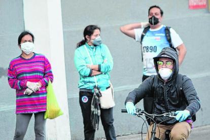 Medidas. La señalización para el distanciamiento y el incentivo del uso de la bicicleta, se impulsan en Quito.

 Quito 03 de Mayo de 2020 Agencia(ag-extra ag-expreso-ag-quito)
