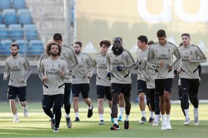 Los jugadores merengues trabajaron este viernes y lo volverán a hacer mañana. No hay descanso. LaLiga arranca el 14 y ellos están en el debut.