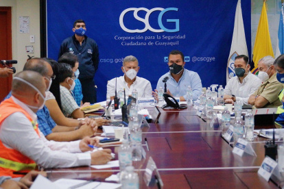 Sesión. El encuentro estuvo presidido por Gustavo Zúñiga.