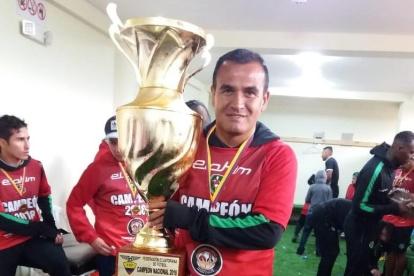 El entrenador Geovanny Cumbicus fue campeón de la serie B con el Mushuc Runa