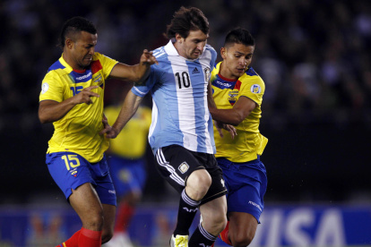 Pedro Quiñónez (i) y Luis Saritama (d) compartieron en la selección ecuatoriana.