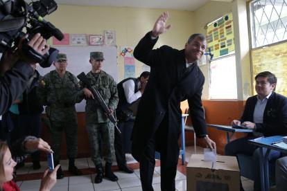 El expresidente Rafael Correa en las últimas elecciones presidenciales de 2017.






Agencia(ag-extra ag-expreso ag-quito)