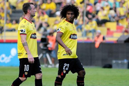 Christian Alemán (d) decidió marcharse del Ídolo.