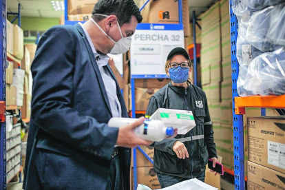 El Hospital Teodoro Maldonado Carbo del IESS en Guayaquil es uno de los investigados por grandes compras irregulares de insumos médicos.