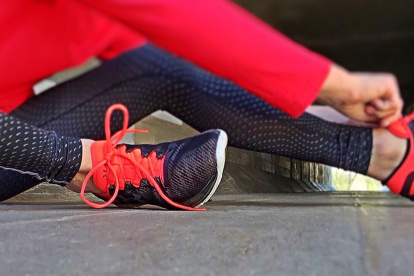 ¿La persona que sigues para hacer ejercicios sabe del tema? Si no, puede traerte problemas.