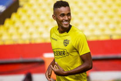 Fidel Martínez cuenta como fue su penal al estilo Panenka ante Emelec.