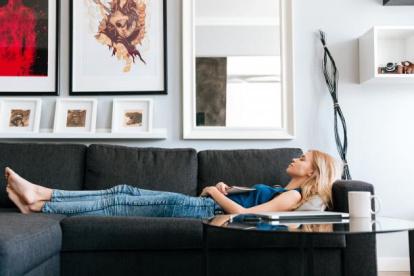 La siesta diaria ayuda a mantener buenos niveles de presión arterial.