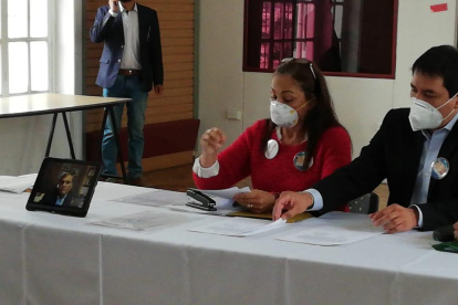 Pierina Correa y Andrés Arauz aseguraron que el único candidato a la presidencia que contemplan para el binomio es Rafael Correa.