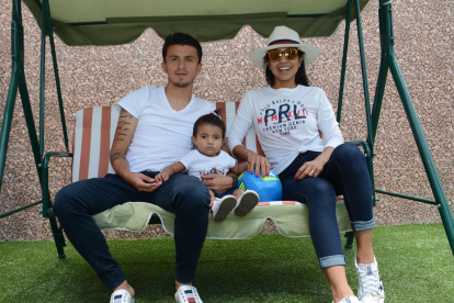 Andrés Lopez, jugador de Universidad Catolica, vive de manera muy especial el partido ante Barcelona.