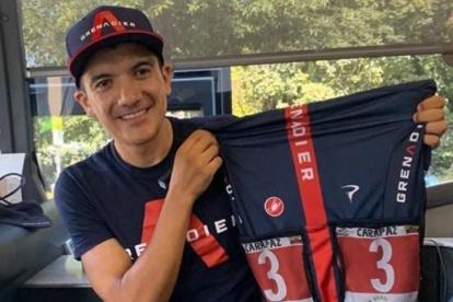 Richard Carapaz está muy feliz por su actuación en el Tour de Francia.