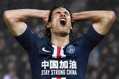 Edison Cavani salió del Paris Saint Germain y no ha podido continuar con su carrera deportiva. Hoy se pierde las eliminatorias